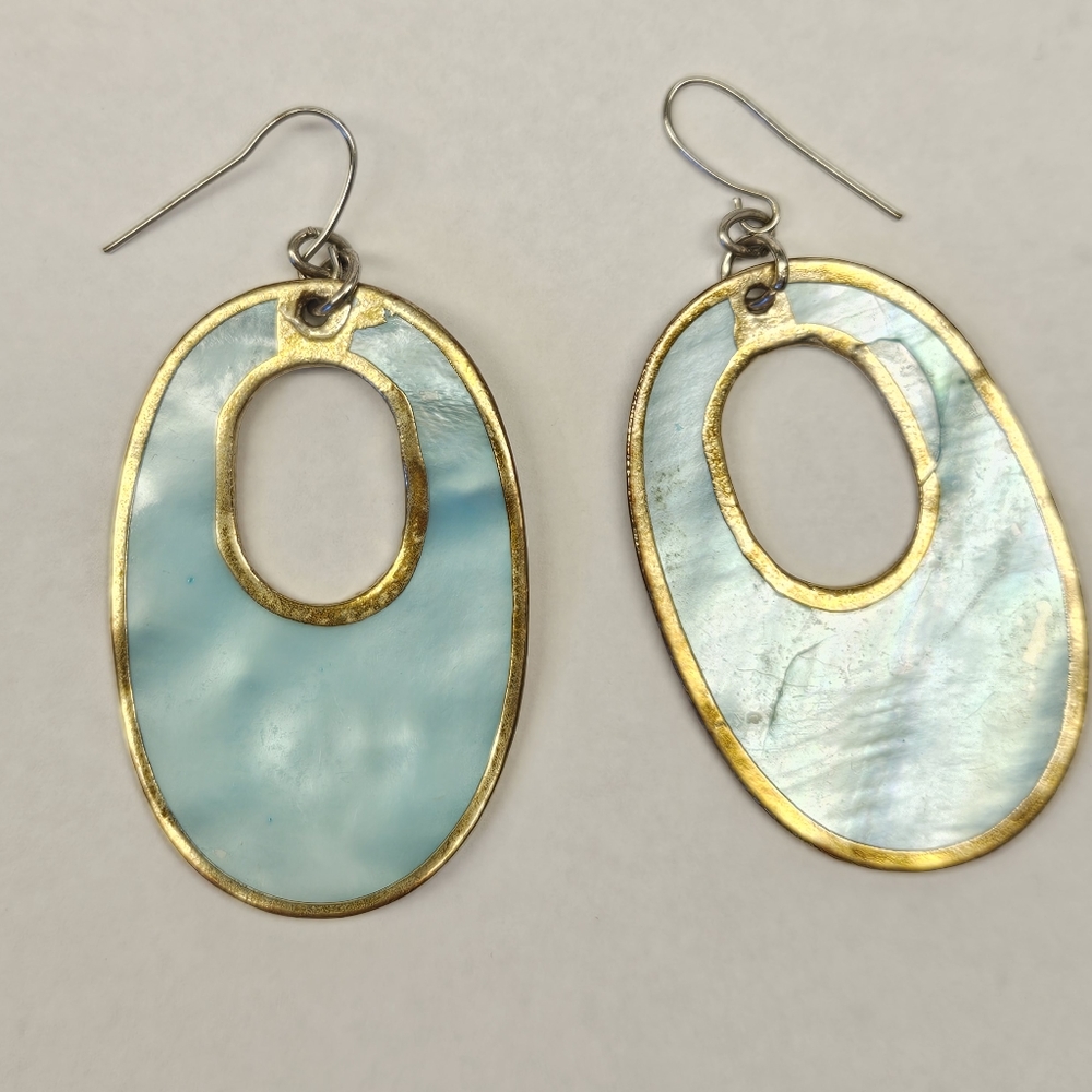 Blue Shell Earrings - Picture 3 of 5